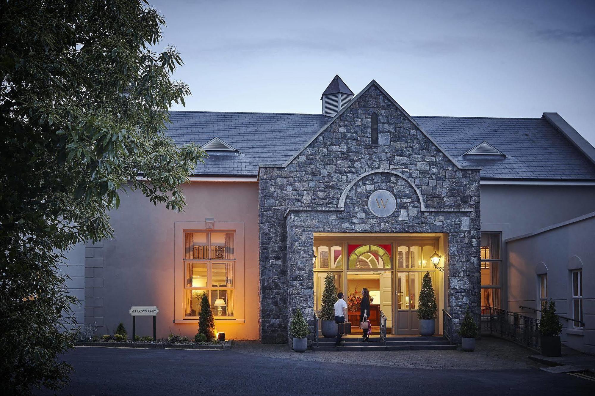 Hotel Woodstock Ennis Eksteriør billede
